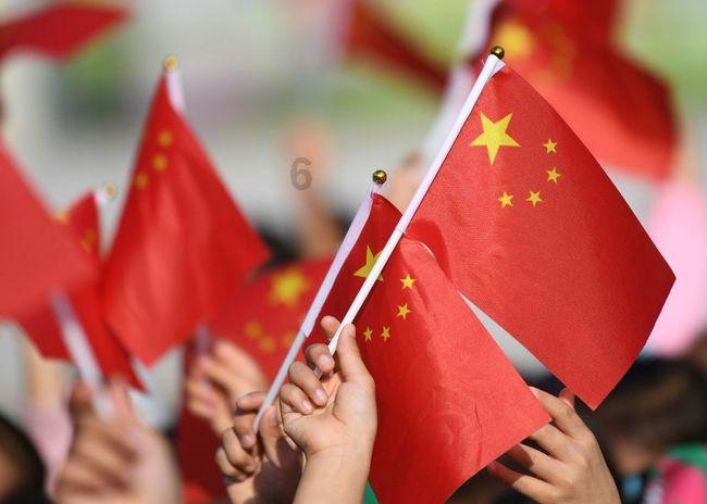 父亲教育方式的不同，带给孩子将是不同人生，两千多年得出的道理